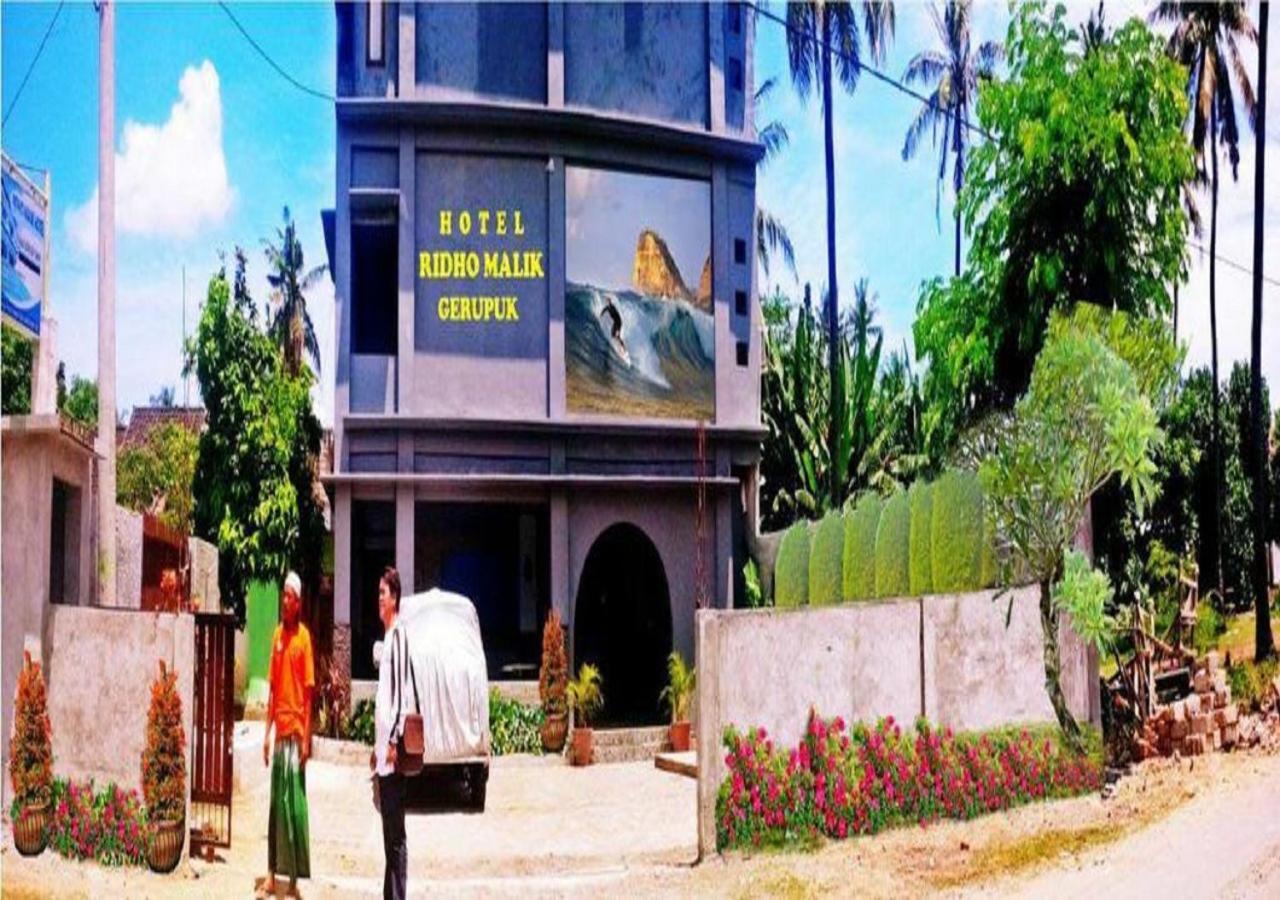 Ridho Malik Hotel Bumbang Εξωτερικό φωτογραφία