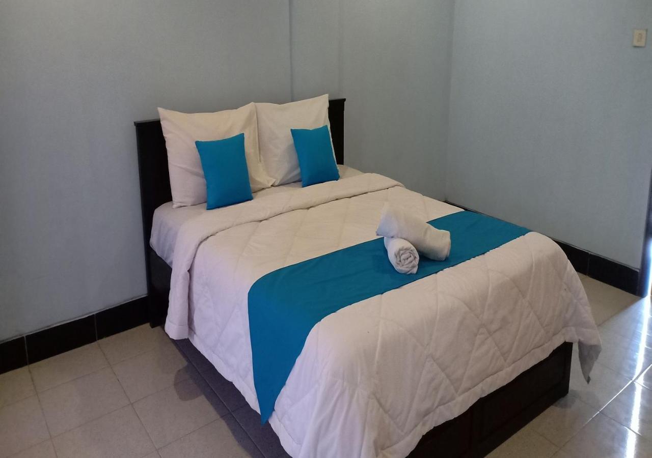 Ridho Malik Hotel Bumbang Εξωτερικό φωτογραφία