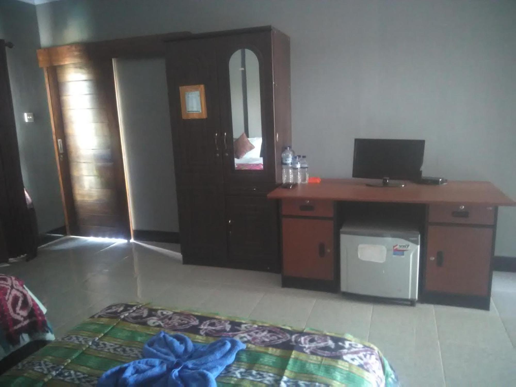 Ridho Malik Hotel Bumbang Εξωτερικό φωτογραφία