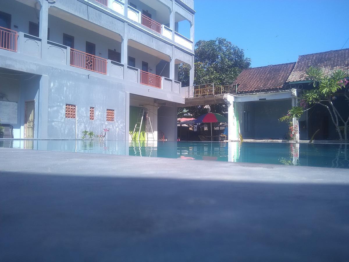 Ridho Malik Hotel Bumbang Εξωτερικό φωτογραφία